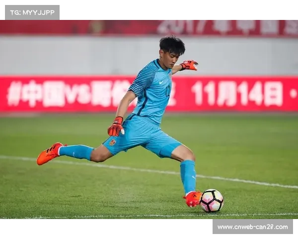 颜骏凌神勇扑救化解泰山多次射门，海港防线经受考验